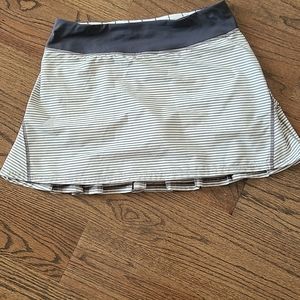 Lululemon Pacesetter Skirt 6 TALL